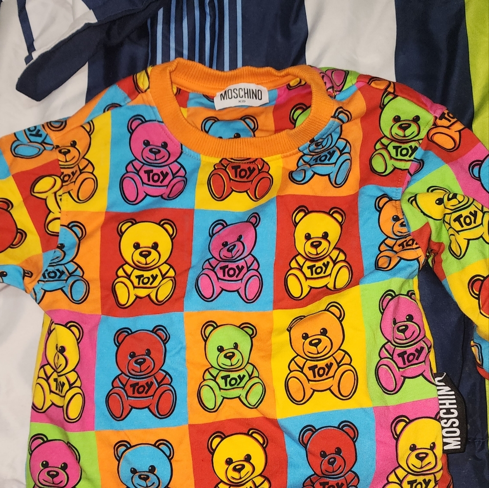 moshino sweater